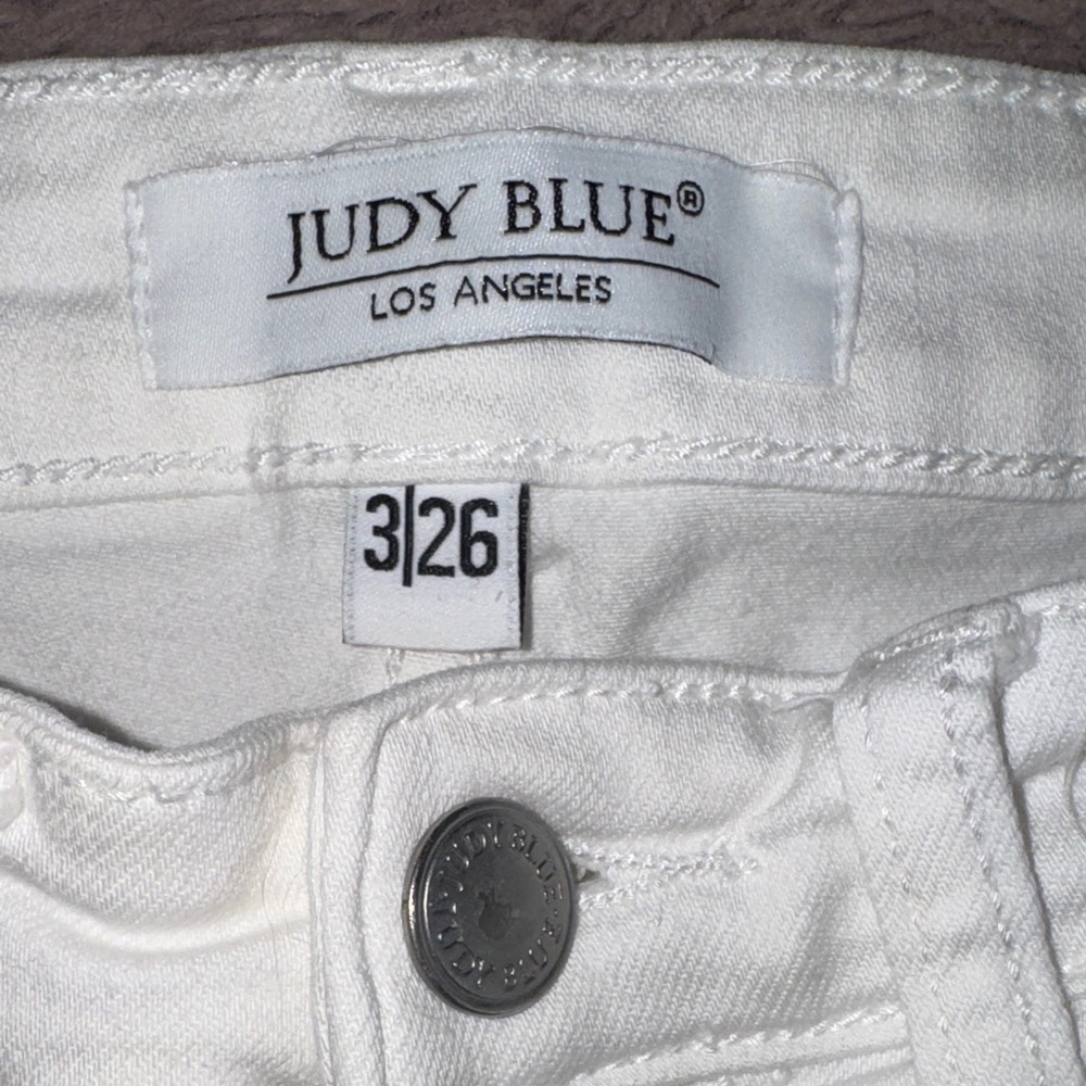 Judy Blue Women's White Distressed Denim Skinny Jeans Skinny Fit size 3 / 26 - Picture 2 of 16